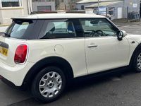 Used Mini ONE Classic 2019 White Hatchback