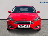 Used Ford Focus Titanium 125 HP (91 kW) 2017 Red Hatchback