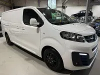 Second-hand Vauxhall Vivaro Sportive 100 CP (73 kW) 2020 Alb Monovolum