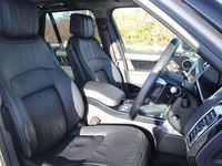 Used Land Rover Range Rover Vogue SE 275 HP (202 kW) 2019 Silver SUV
