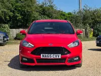 Used Ford Focus ST 185 HP (136 kW) 2015 Red Hatchback
