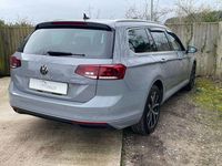 Used VW Passat SEL 150 HP (110 kW) 2022 Grey Estate