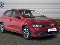 Used VW Polo Life 95 HP (69 kW) 2023 Red Hatchback