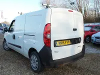 Used Fiat Doblò 105 HP (77 kW) 2015 White MPV