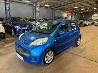 Used Peugeot 107 68 HP (50 kW) 2009 Blue Hatchback