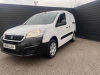 Used Peugeot Partner 2018 White MPV