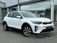 Gebraucht Kia Stonic 2025 Weiß SUV