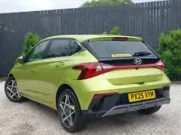 Used Hyundai i20 Premium 100 HP (73 kW) 2025 Green Hatchback