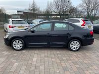 used VW Jetta 1.6 TDI CR Bluemotion Tech S 4dr