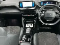 Second-hand Peugeot 2008 Premium 100 kW (136 CP) 2023 Gri SUV