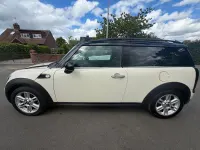 Used Mini Cooper Clubman 2012 White Estate