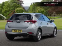 Used Toyota Auris 112 HP (82 kW) 2016 Grey Hatchback
