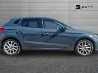 Usado Seat Ibiza FR 113 CV (83 kW) 2025 Azul Utilitario