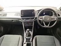 Used VW T-Roc Style 150 HP (110 kW) 2023 Red SUV