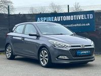Used Hyundai i20 SE 100 HP (73 kW) 2015 Grey Hatchback