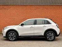 Neu Fiat 600 100 PS (73 kW) 2026 Beige SUV