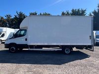 Begagnad Iveco Daily 177 HK (130 kW) 2020 Vit
