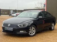 Usado VW Passat S 120 CV (88 kW) 2015 Negro Berlina