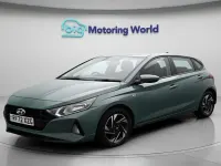 Used Hyundai i20 SE 100 HP (73 kW) 2023 Green Hatchback