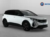 Usado Peugeot 5008 Premium 181 HP (133 kW) 2022 SUV