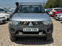 Used Mitsubishi L200 134 HP (98 kW) 2006 Silver Pickup