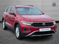Used VW T-Roc Life 150 HP (110 kW) 2023 Red SUV