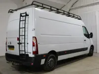 Used Vauxhall Movano 125 HP (91 kW) 2016 White MPV