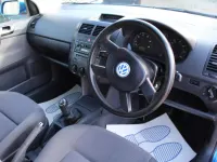 Begagnad VW Polo SE 75 HK (55 kW) 2002 Blå Halvkombi