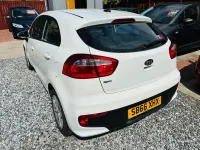 Used Kia Rio Air 2016 White Hatchback