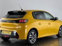 Second-hand Peugeot 208 Allure+ 102 CP (75 kW) 2023 Galben Hatchback