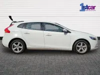 Used Volvo V40 150 HP (110 kW) 2014 White Hatchback