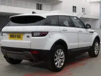 Begagnad Land Rover Range Rover evoque SE 180 HK (132 kW) 2019 Vit SUV