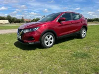 Used Nissan Qashqai Acenta Premium 160 HP (117 kW) 2020 Red SUV