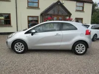 Used Kia Rio 85 HP (62 kW) 2013 Silver Hatchback