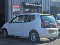 Used VW up! high up! 75 HP (55 kW) 2013 White Hatchback