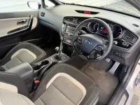 Used Kia ProCeed 126 HP (92 kW) 2015 Silver Hatchback