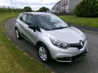 Used Renault Captur Dynamique 90 HP (66 kW) 2015 Silver SUV