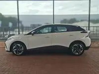 Used MG MG4 EV SE 125 kW (170 HP) 2023 White Hatchback