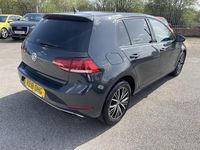 Used VW Golf VII SE 115 HP (84 kW) 2018 Grey Hatchback