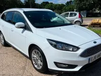 Used Ford Focus Zetec 2018 White Estate