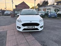 Usado Ford Fiesta ST-Line X 2021 Blanco Utilitario
