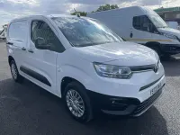 Used Toyota Proace 100 HP (73 kW) 2023 White MPV