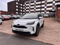 Used Toyota Yaris 91 HP (66 kW) 2024 White Hatchback