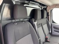 Used Peugeot Expert Premium 102 HP (75 kW) 2022 White Van