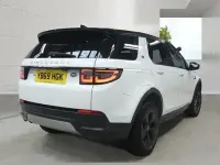 Used Land Rover Discovery 5 SE 2019 White SUV