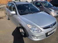 Used Hyundai i30 Comfort 2008 Silver metallic Estate