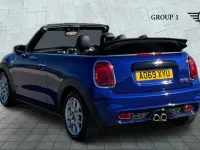 Używany Mini Cooper S Classic 189 KM (139 kW) 2019 Niebieski Hatchback