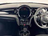 Used Mini Cooper Hatch 134 HP (98 kW) 2022 Red Hatchback