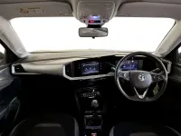Usado Vauxhall Mokka Design Edition 130 HP (95 kW) 2022 Cinzento SUV