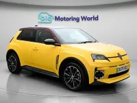 Usado Renault R5 Iconic 110 kW (150 HP) 2025 Citadino